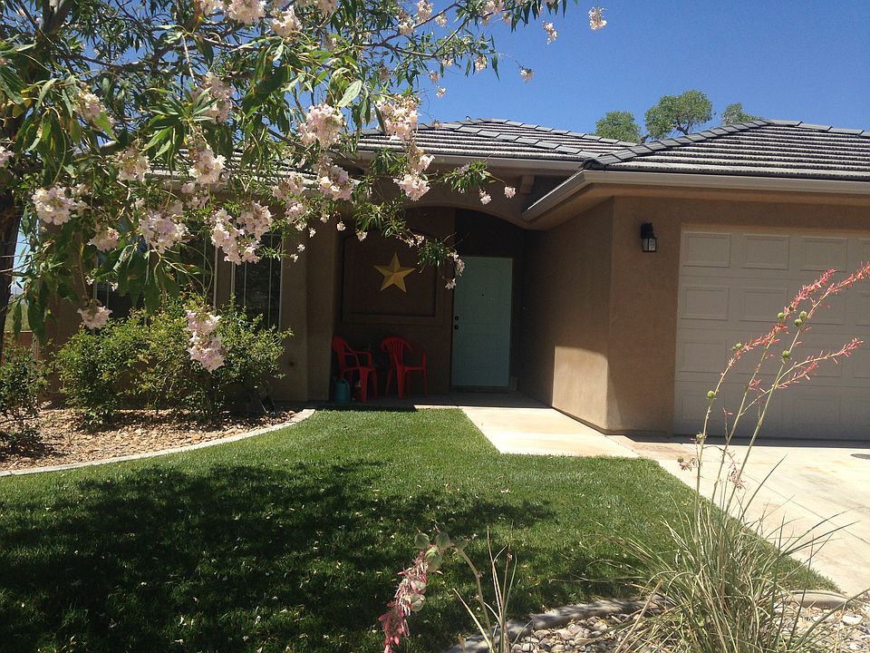 2nd image of 798 S Cotton Meadow Ln