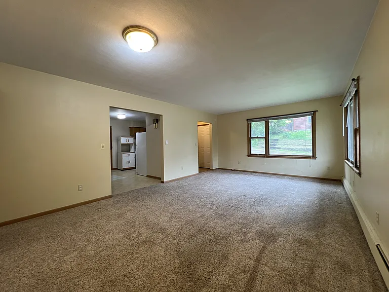 2296 Woodworth St — Photo 9