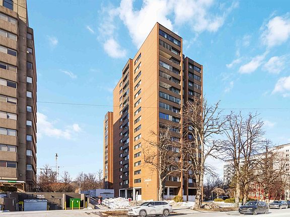 3rd image of 5959 Spring Garden Rd #1601