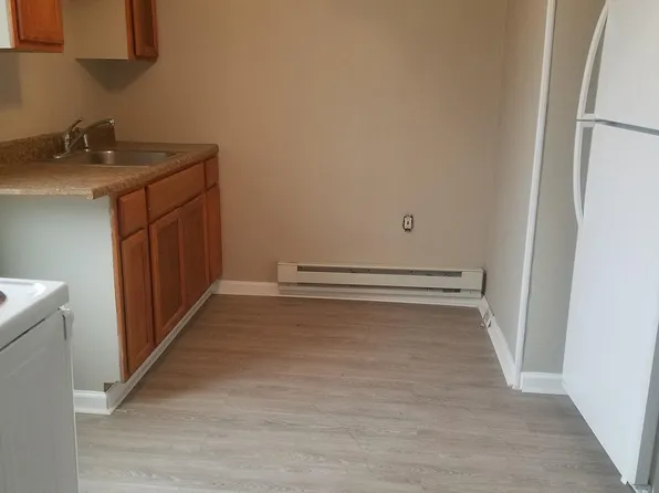 137 N 3rd St, Pleasantville, NJ 08232