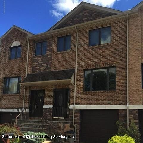 1st image of 122 North Dr