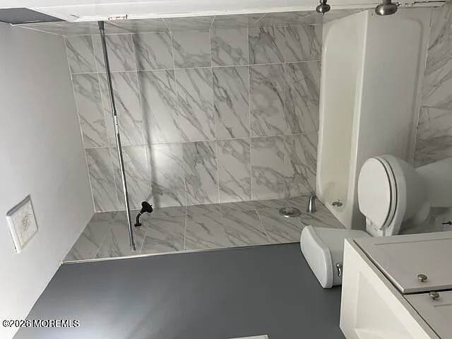 3 bed, 1.5 bath, 1358 sqft, $2,700 — Photo 2