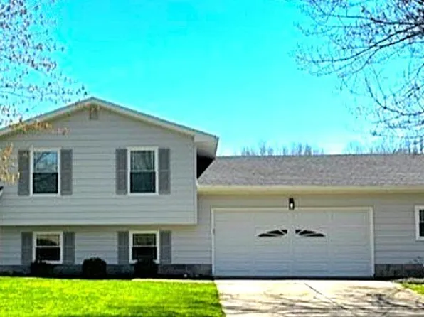 7420 Jaguar Dr, Boardman, OH 44512