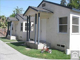 1st image of 1088 Acacia Ave