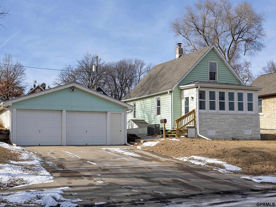 1st image of 4316 S 37th St