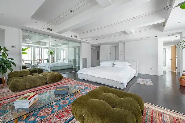 Rented by Elika Associates II, LLC | media 20