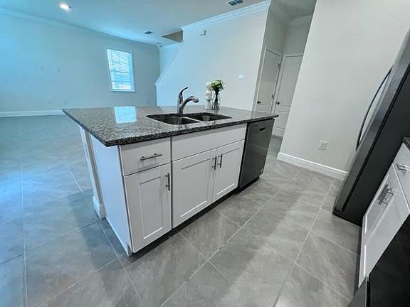 5th image of 2921 Meleto Blvd