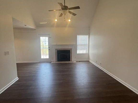 2nd image of 740 Winding Bluff Way