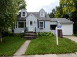 436 Leitch Ct, Madison, WI 53703