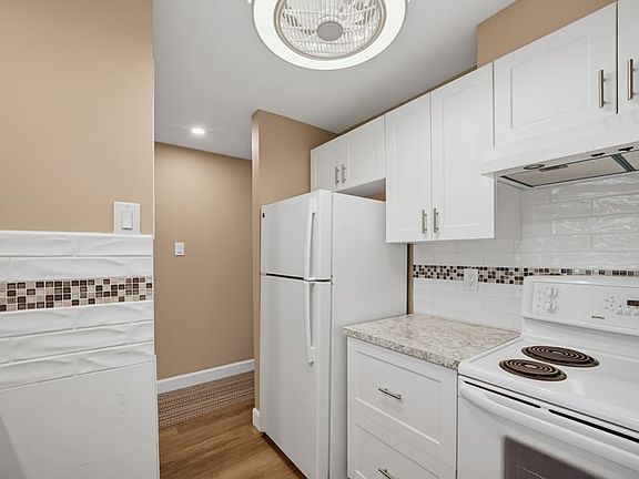 4th image of 6376 Bilberry Dr #301
