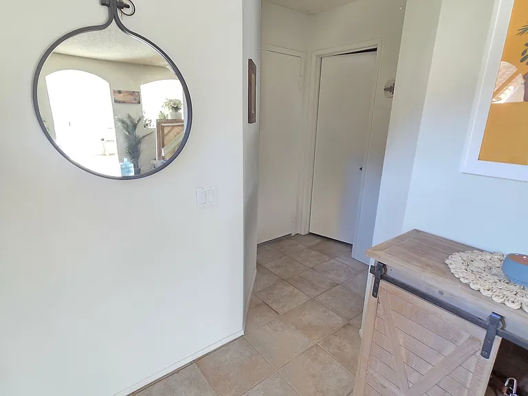 740 Edgewater Dr — Photo 6