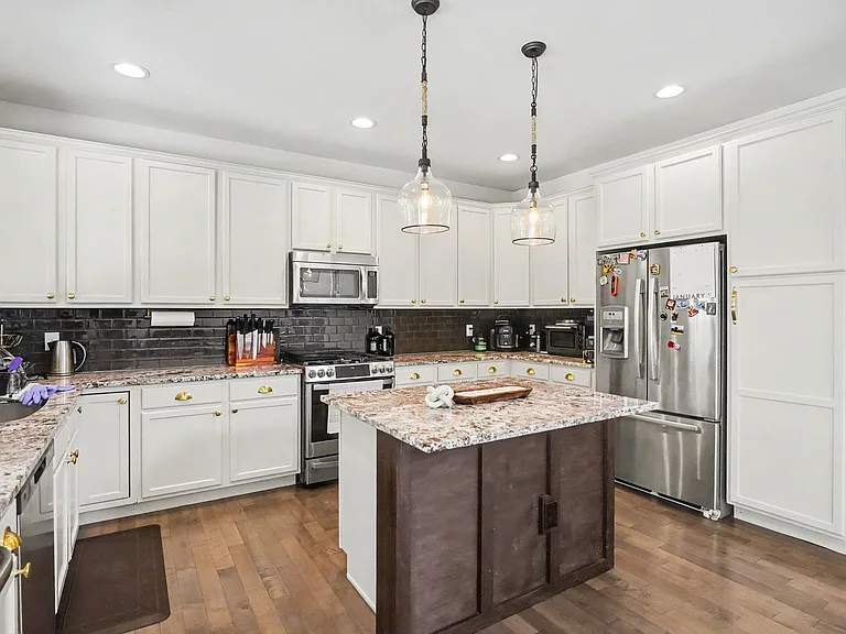 15247 W Auburn Ave — Photo 5