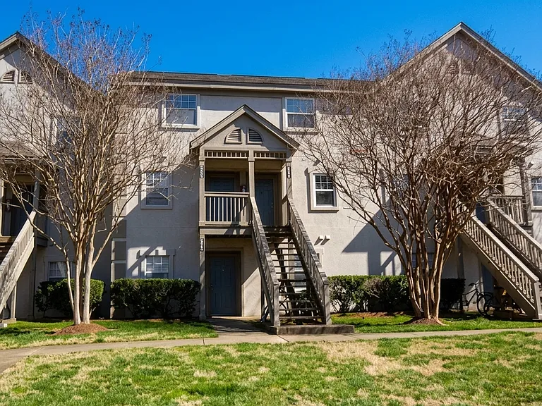 2510 Avent Ferry Rd #103 — Photo 1