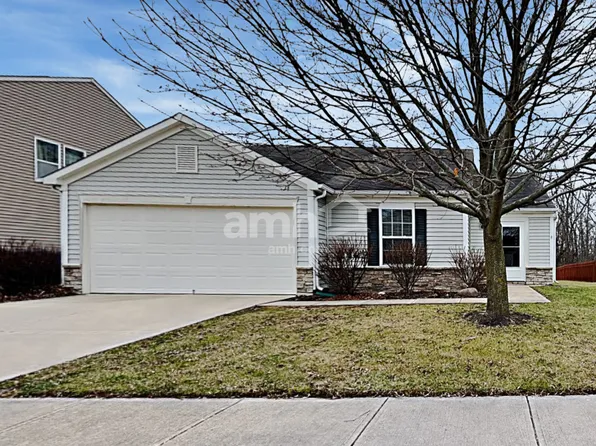 2289 Seven Peaks Dr, Cicero, IN 46034