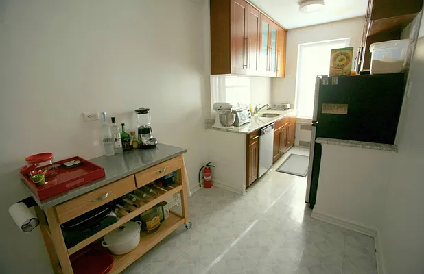 Rented by Keller Williams NYC | media 23