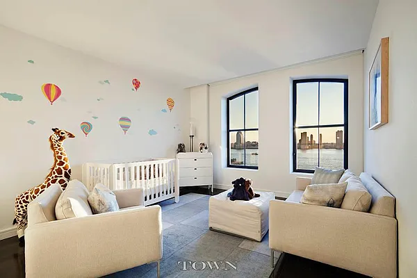 Sold by Town Residential | media 26