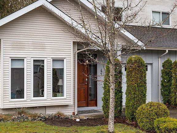 3rd image of 1150 Walkem Rd Unit 42