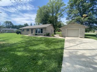1830 N Glade Cir, Seymour, IN 47274