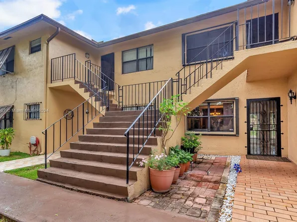 6882 NW 173rd Dr APT 807, Hialeah, FL 33015