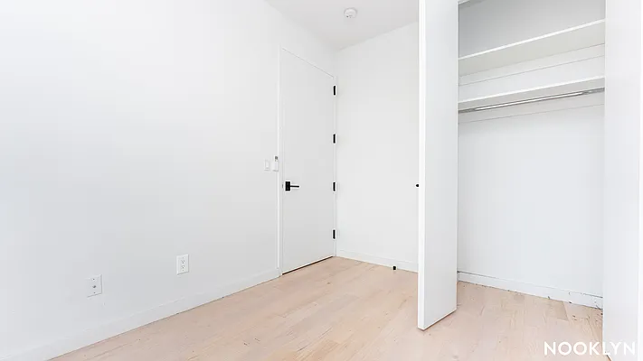 Rented by Nooklyn NYC LLC | media 7