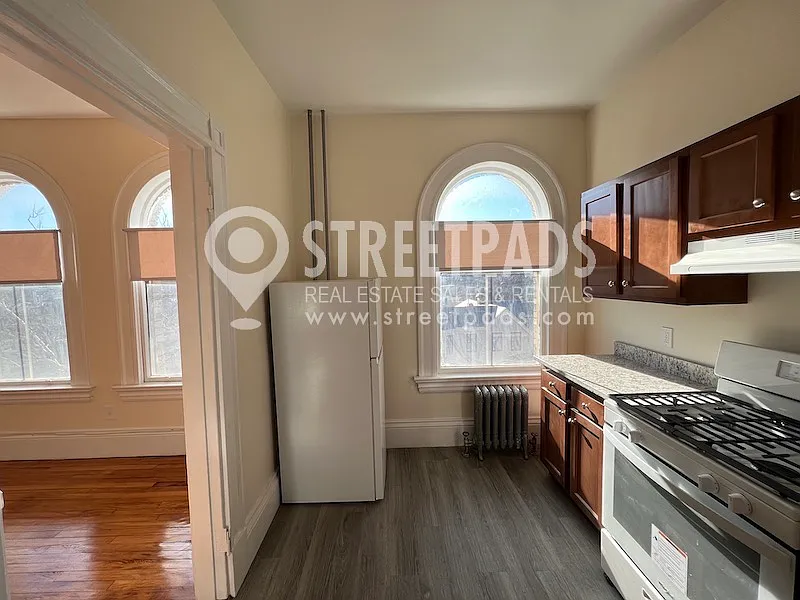 1 bed, 625 sqft, $2,800 — Photo 4