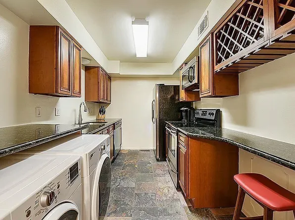 361 N Post Oak Ln APT 241, Houston, TX 77024