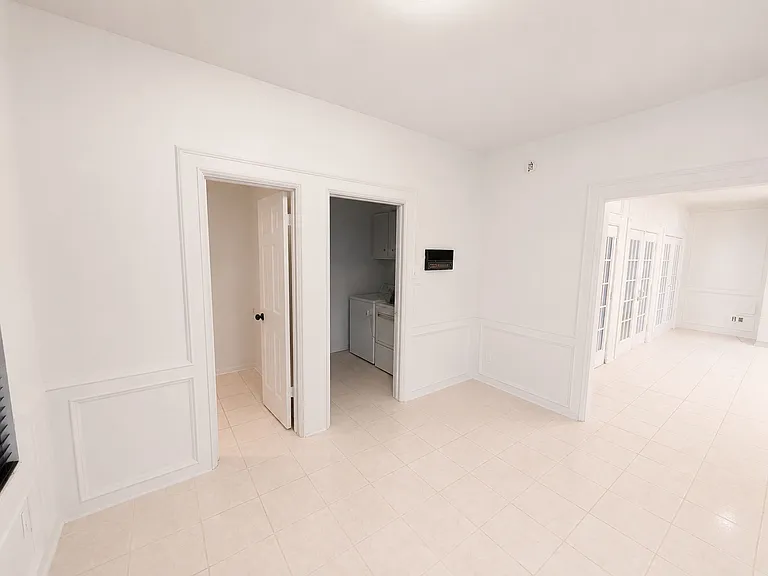 7218 Holder Forest Ct — Photo 44
