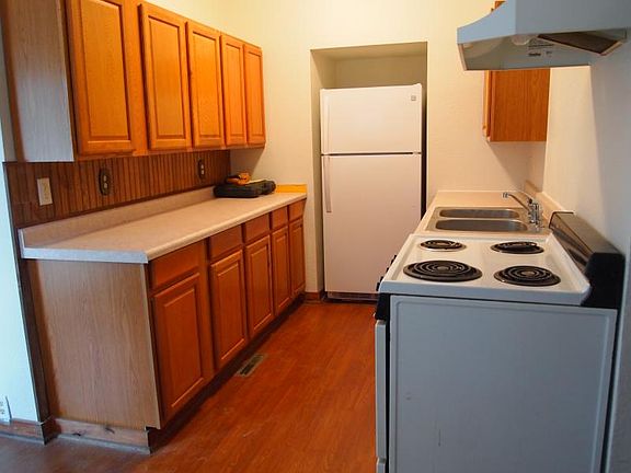 5th image of 1408 Elm Ave #1408