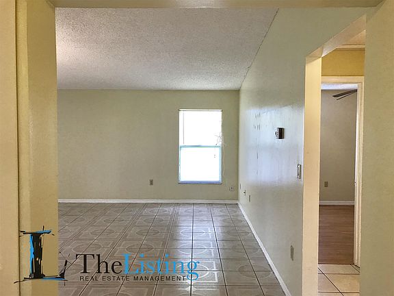 5th image of 136 Bianca Ct