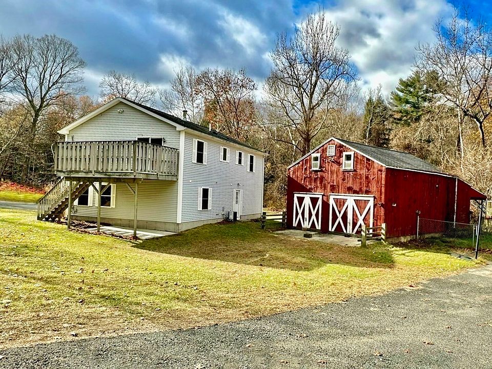 515 Loomis St, Westfield, MA 01085 MLS 73181324 Zillow