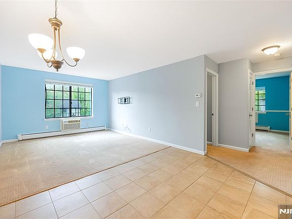 5th image of 1409 Faulkner Court