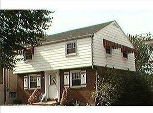 1426 Swantek St, Pittsburgh, PA