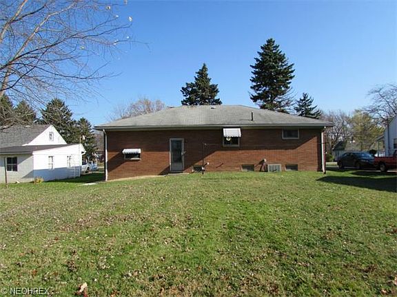 3rd image of 5298 Clinton Ave
