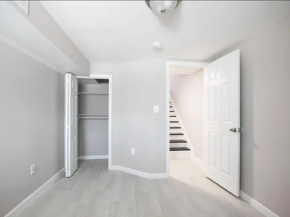 2200 Henneman Ave, Baltimore, MD 21213