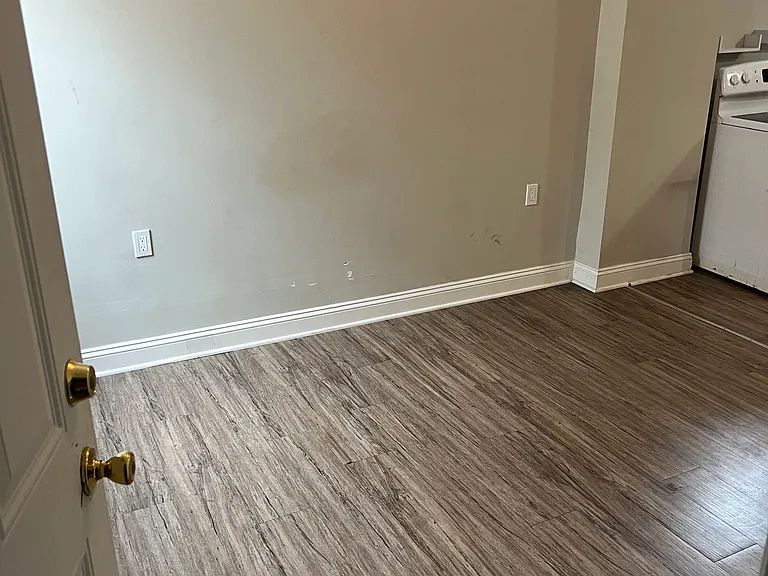 1308 Penn St #1 — Photo 11