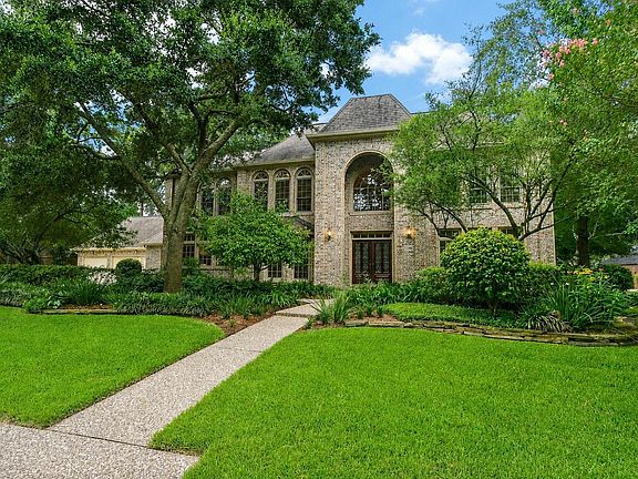 3rd image of 11819 Primwood Dr