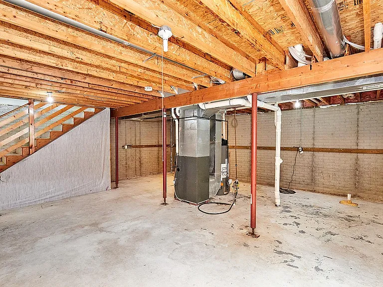 615 SE Prairie Park Ln — Photo 22