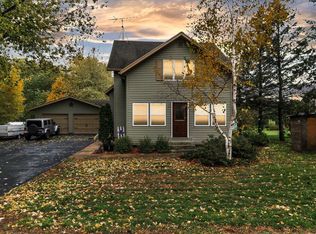N8807 E Friesland Rd, Randolph, WI 53956