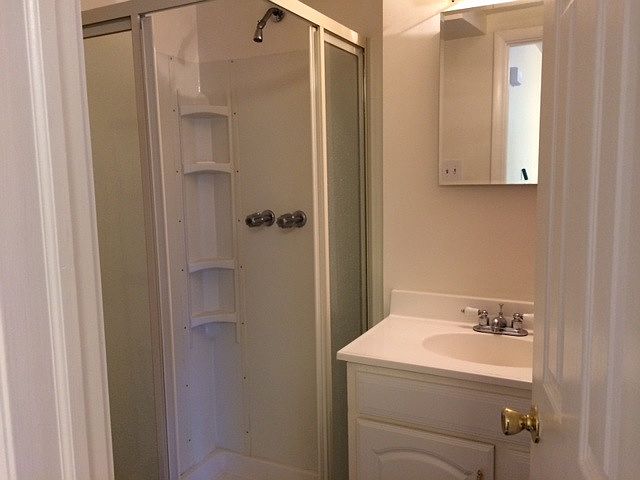 2nd image of 76 Furness Pl