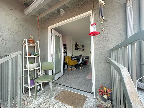 3rd image of 1203 N Avenue 50 #1/2