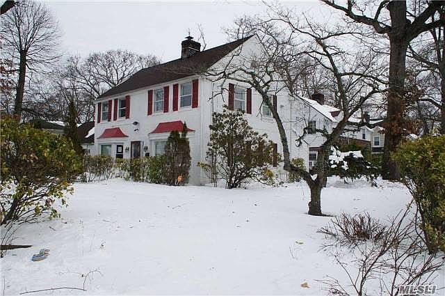 1st image of 11 Long Beach Ave