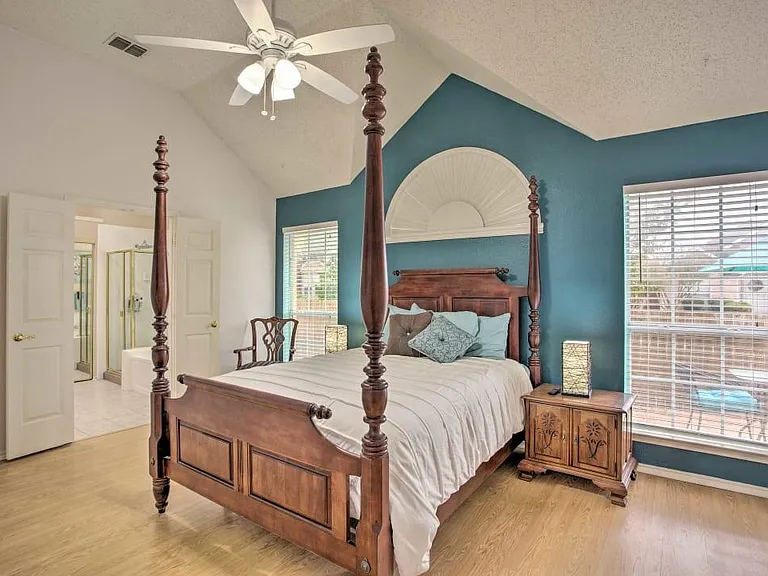6325 Wildhaven Dr — Photo 10