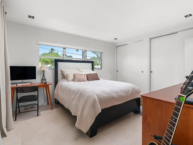 273 Tropic Dr — Photo 49