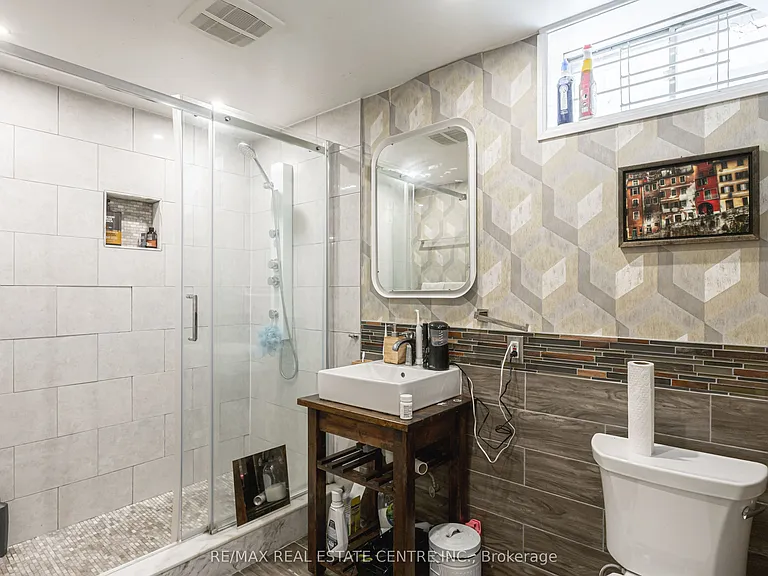 54 Gray Cres #BASEMENT — Photo 9
