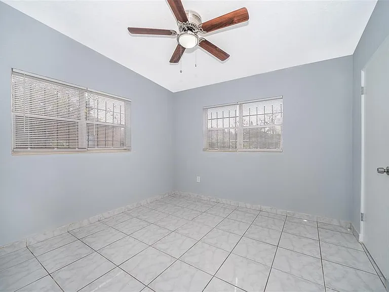 1213 Lawne Blvd — Photo 15