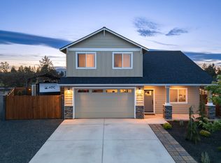 4999 SW Yew Pl, Redmond, OR 97756