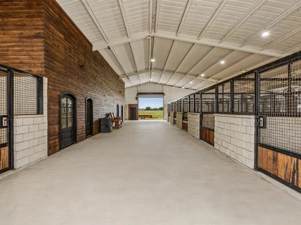 14714 Us Highway 377, Whitesboro, TX 76273