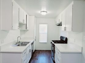 Pinetree Park Apartments