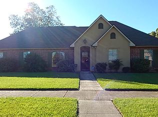 6751 Sandy Creek Ln, Zachary, LA 70791