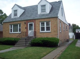 3040 Dora St, Franklin Park, IL